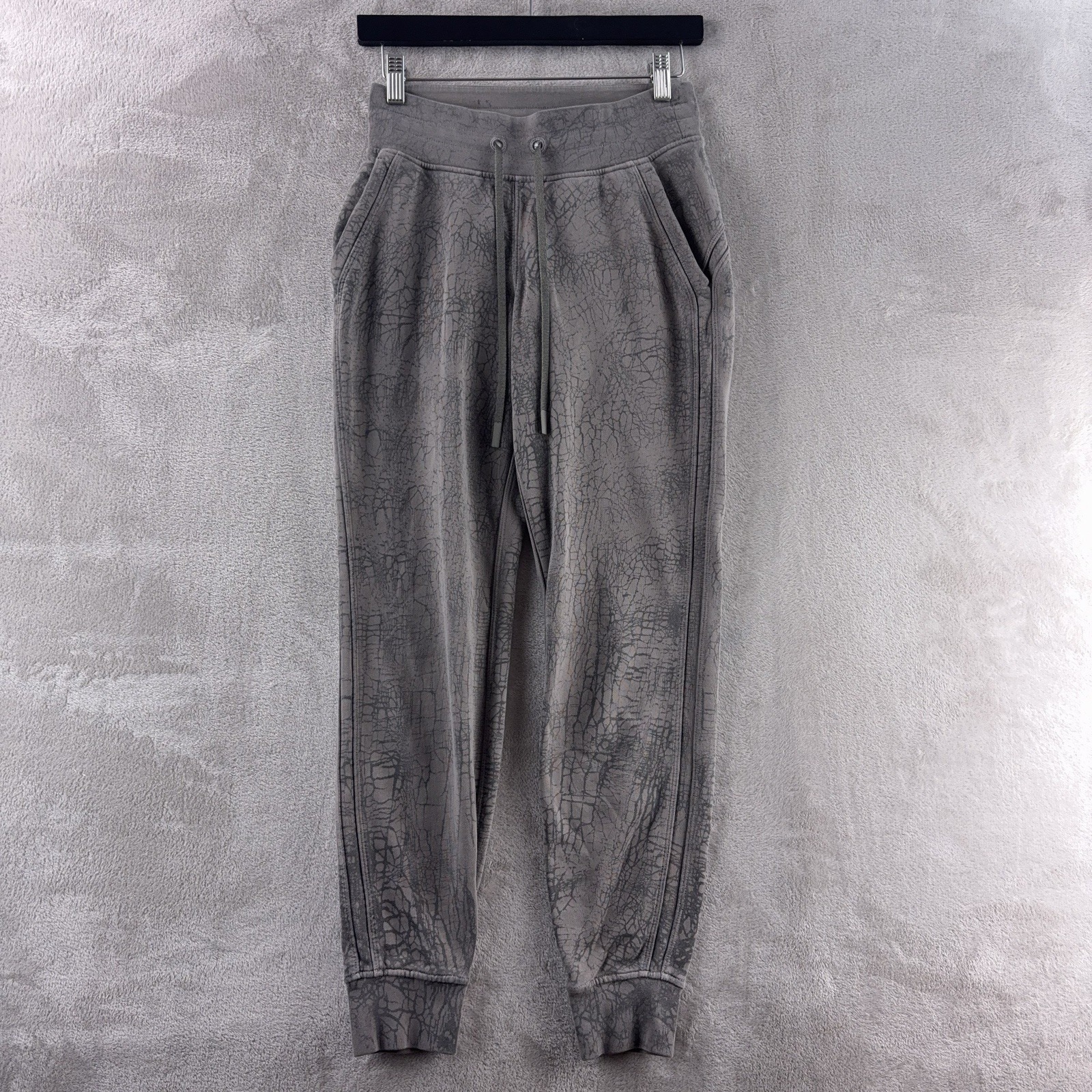 Lululemon Warm Down Joggers Womens Size 4 Thread Dye Rover Black Athleisure
